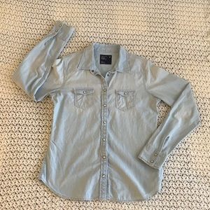 American Eagle long sleeve top, size Medium